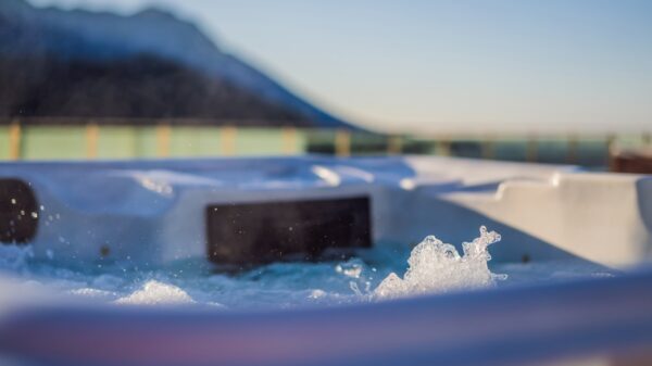 Top 5 Energy Efficient Hot Tubs for Winter